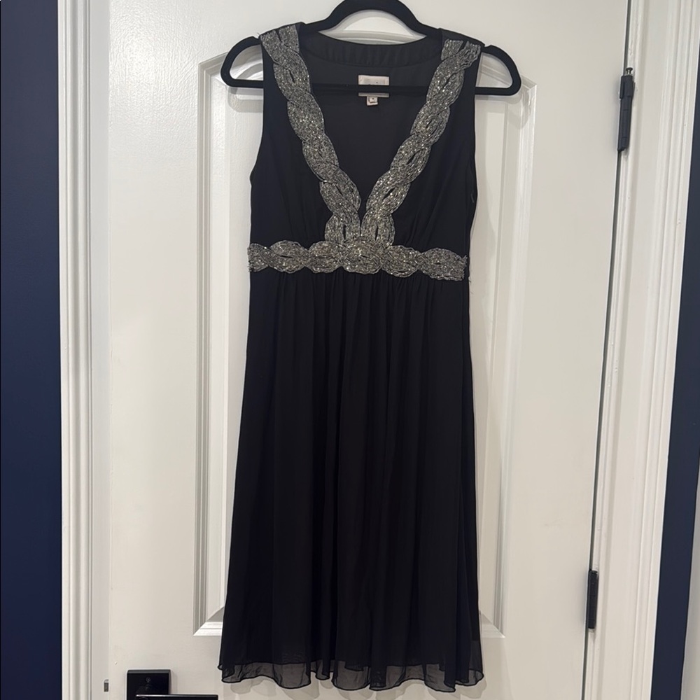 ECI Black Sleeveless V-Neck Dress